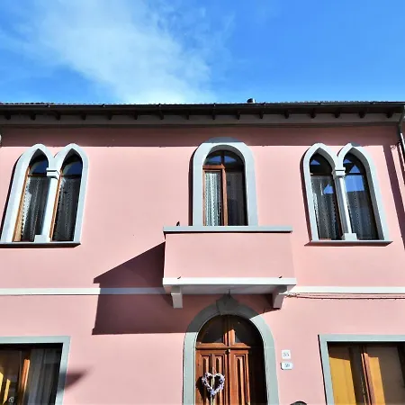 Belvilla By Oyo Casa Degli Uccellini * Fivizzano