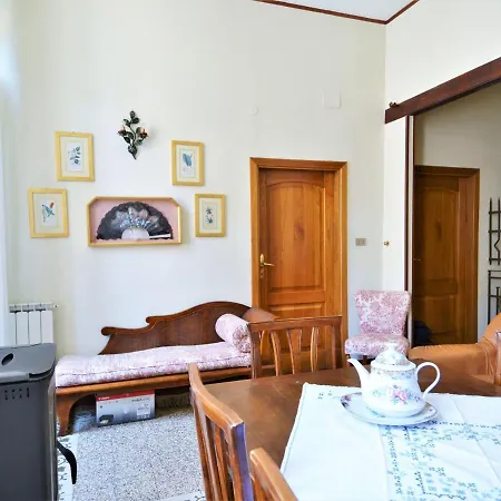 Belvilla By Oyo Casa Degli Uccellini *